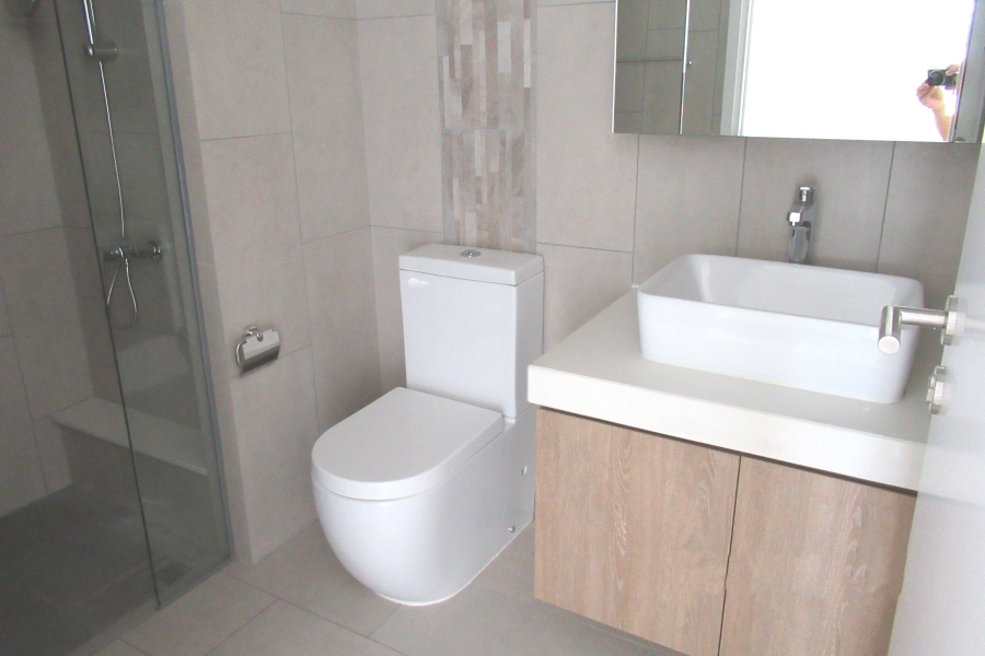 Bathroom of fitted unit
